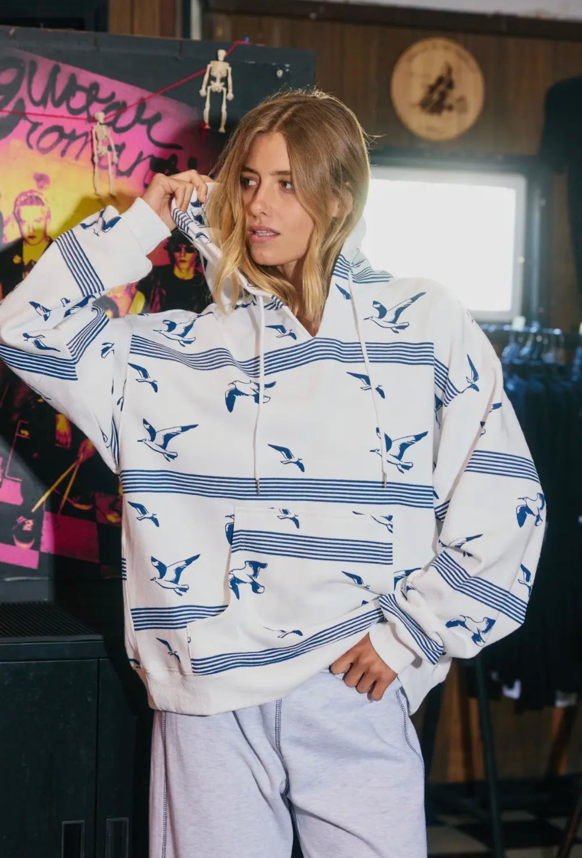 Stripe and Birds Print Oversized Hoodie