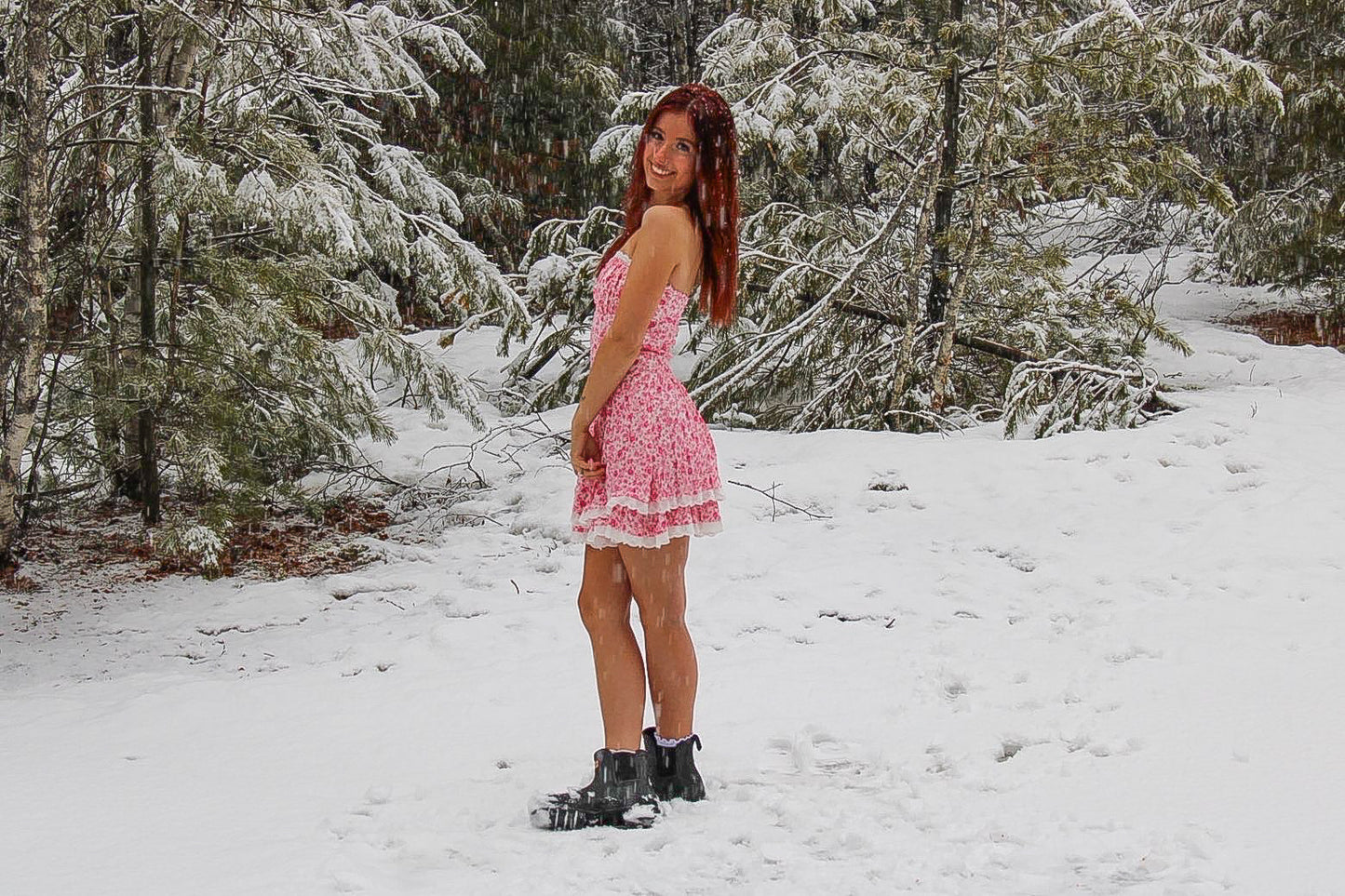 Taffy Floral Tiered Lace Down Tube Mini Dress