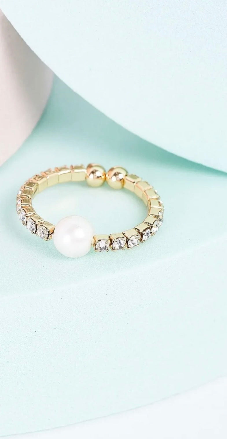 Gold Rhinestone Pearl Ring