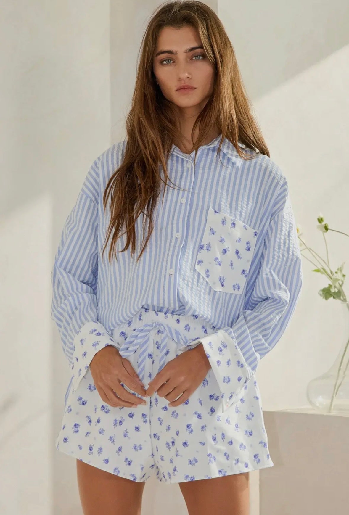 Floral Print Elastic Waste Band Woven Shorts