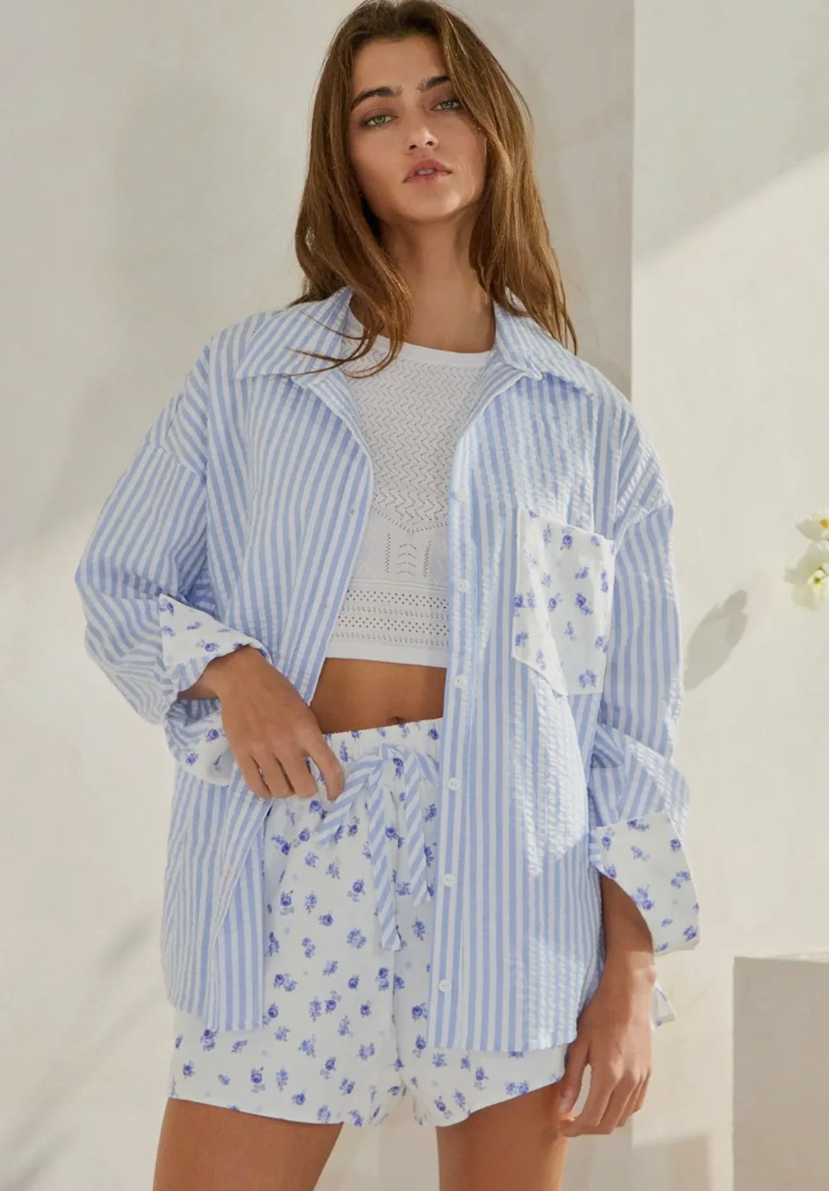 Floral Print Elastic Waste Band Woven Shorts