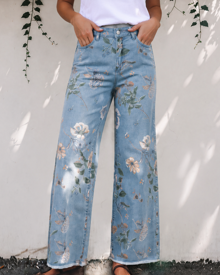 Kinsley Retro Floral Print Frayed Hem Shift Jeans